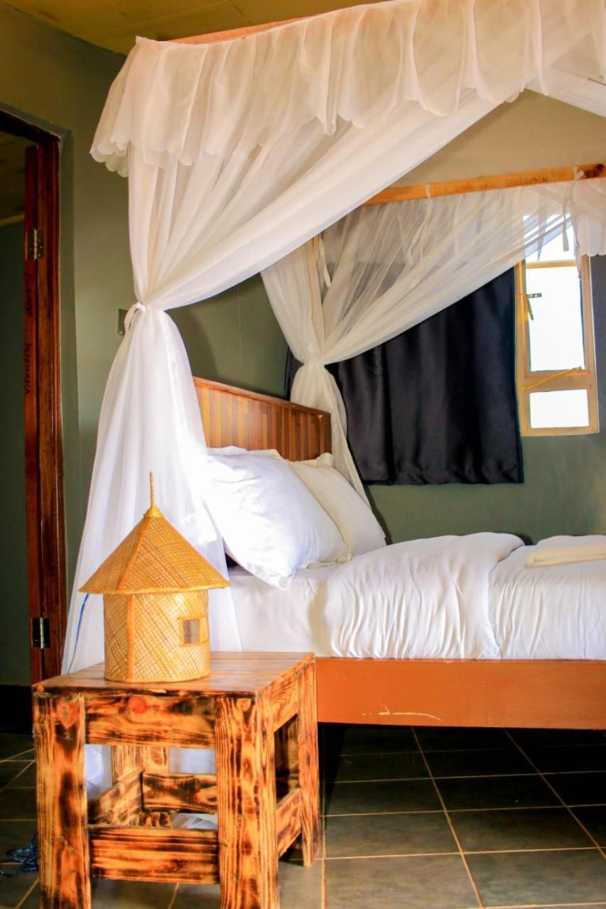 Amanya 3-Bedroom Hut Amboseli Extérieur photo